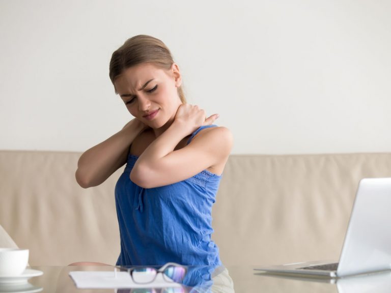 Patient with Severe Neck Pain Pain Spa